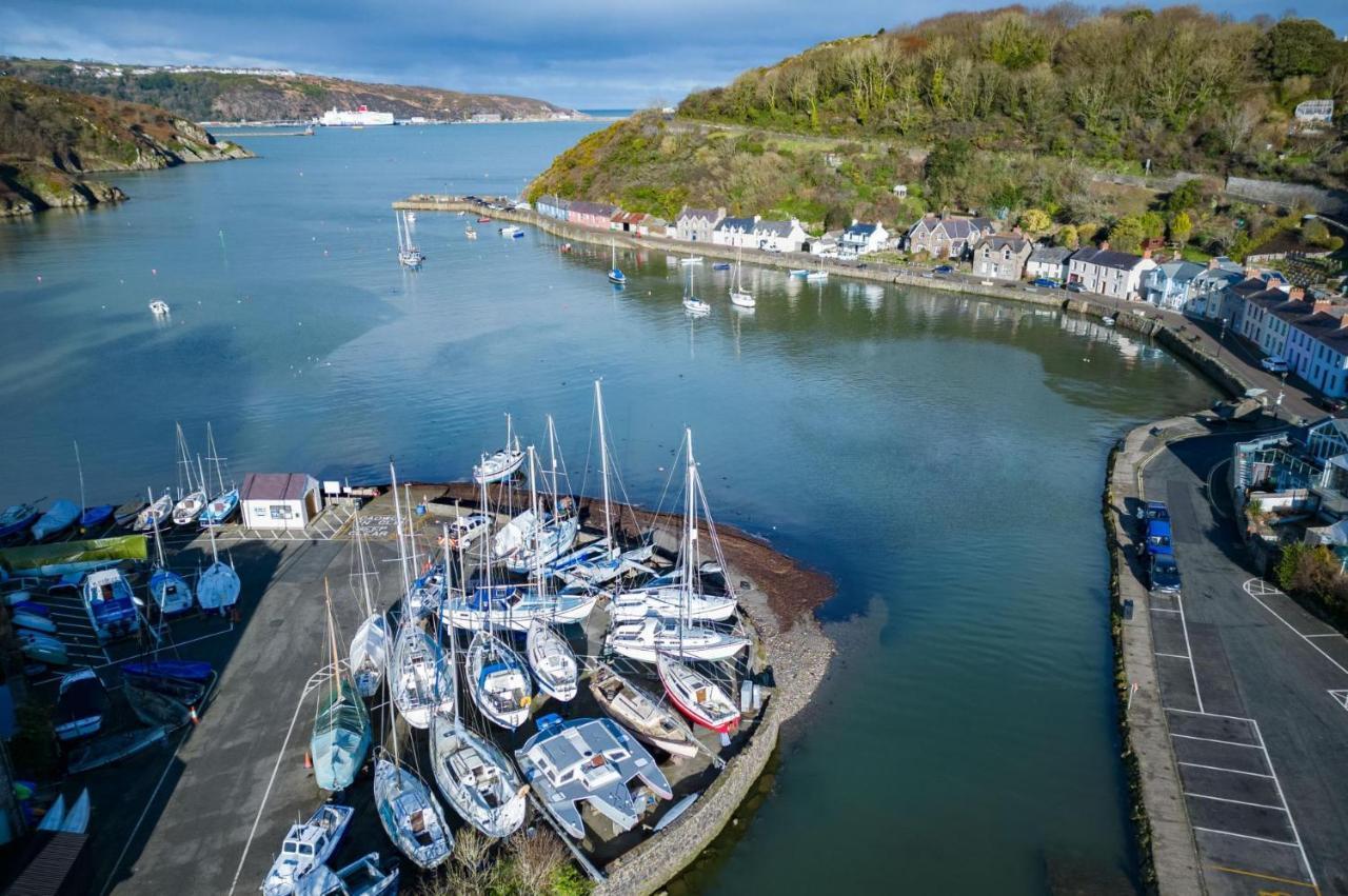 Llais Afon - 3 Bedroom Holiday Home - Fishguard Buitenkant foto
