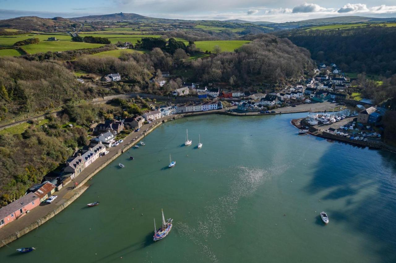 Llais Afon - 3 Bedroom Holiday Home - Fishguard Buitenkant foto